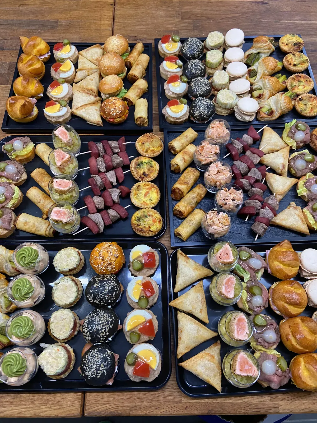 Plateaux de verrines, wraps et bouchées